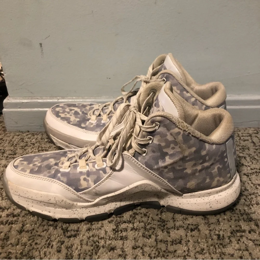 Adidas Gray & White Camo John Wall 2 Basketball Shoes Size 12